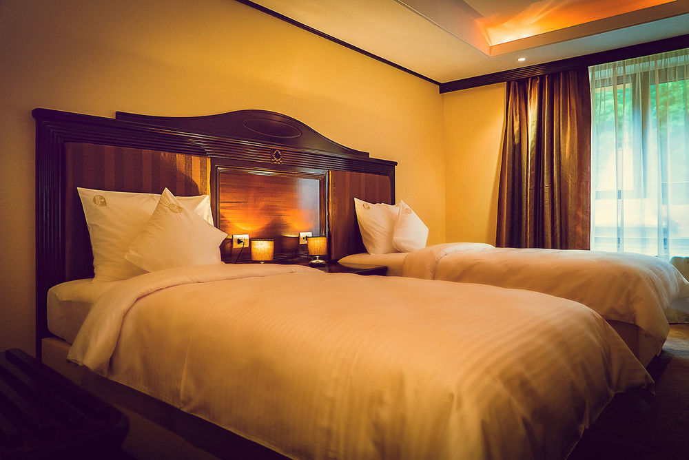 Perla Hotel Slănic-Moldova エクステリア 写真